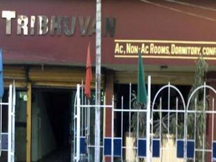 Hotel Tribhuvan Ранчи Екстериор снимка